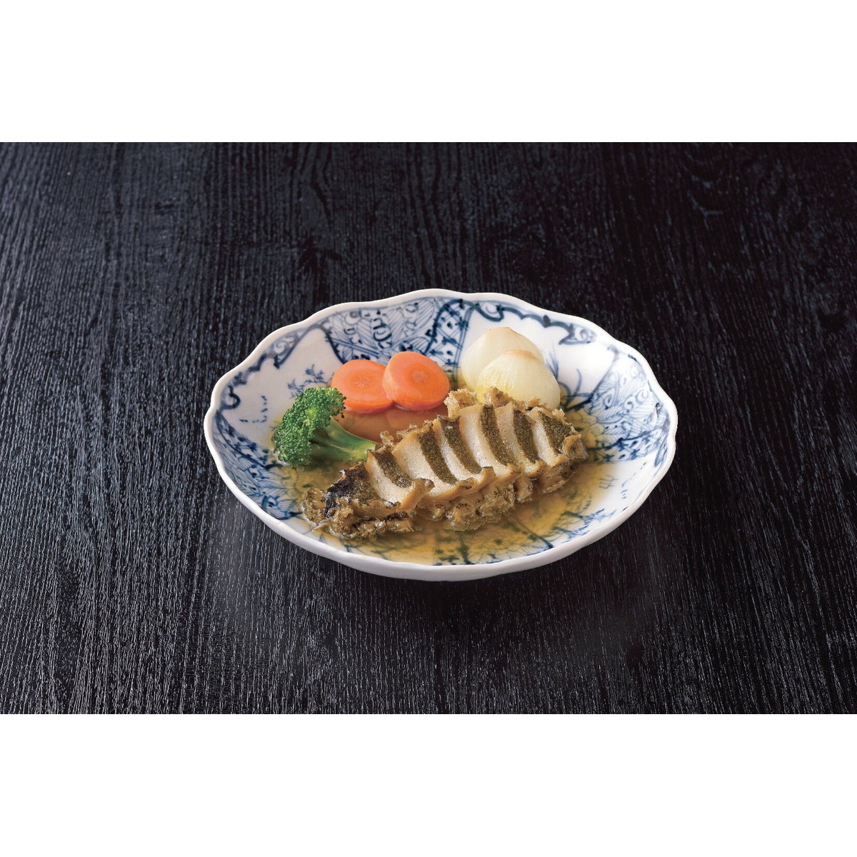 日本料理店の天然あわびバター蒸し 23,728円