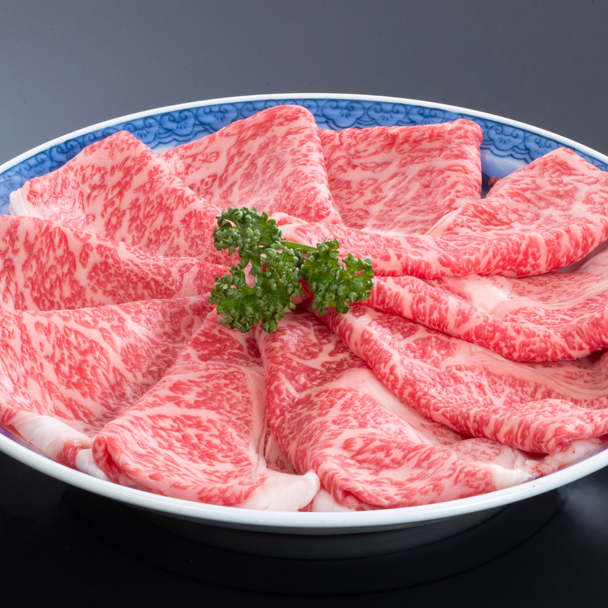 松阪牛しゃぶしゃぶ用 ロース 200g 三重県産 松坂牛 松阪まるよし 牛肉 和牛 国産 ブランド肉 冷凍