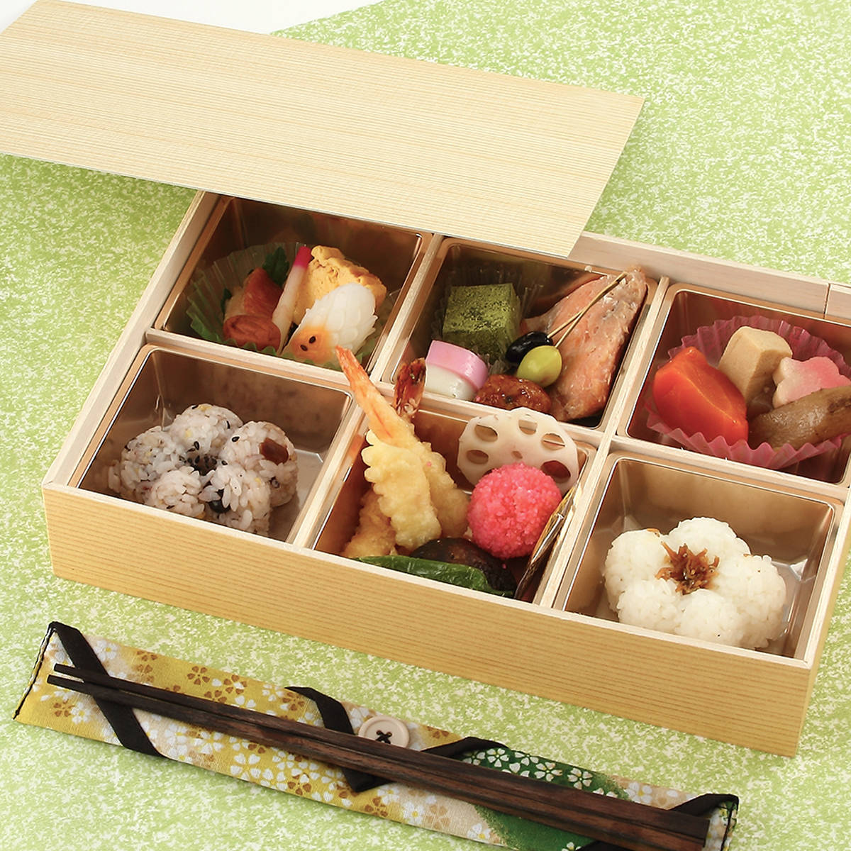 楽天市場】日本製 檜 松花堂弁当箱 蓋付き 四つ切り弁当 木製弁当 十字