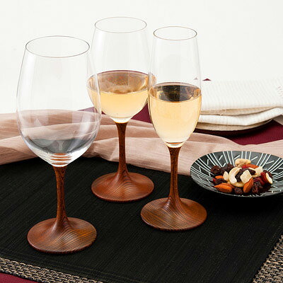 送料無料 ワイングラス 和の趣あふれる小粋なグラス！ JAPAN Glass（拭き漆）SML 山久漆工（株） 12,194円
