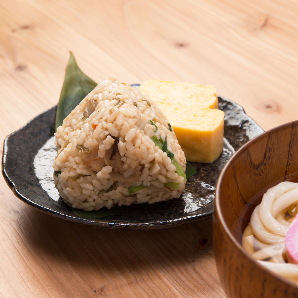 楽天市場 じゅーしぃーおにぎり セット 沖縄 冷凍 ジューシー おにぎり 炊き込みご飯 沖縄 土産直送 さわのや 沖縄県 産直お取り寄せニッポンセレクト