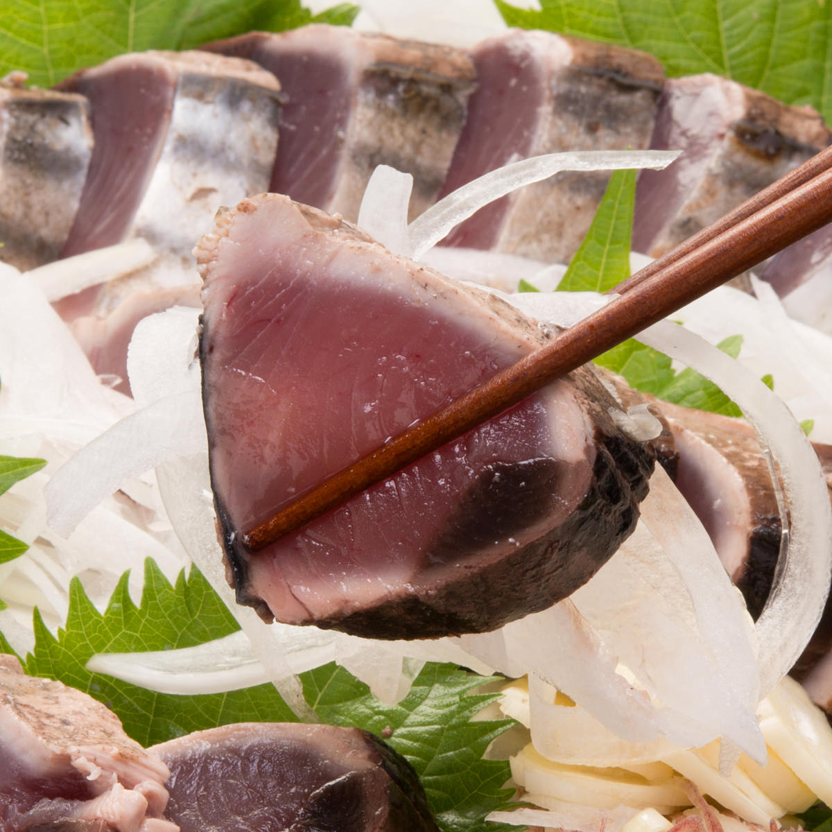 かつおのたたき 藁焼き 鰹のたたき 初初しげ 氷結 4編章 凝固 カツオ 出どころ直送 傾慕南町 食卓塩 タレ ストック中隊魚族身内 愛媛県 貨物輸送無料 送料無料 産直 お取り寄せ Klubwino Pl