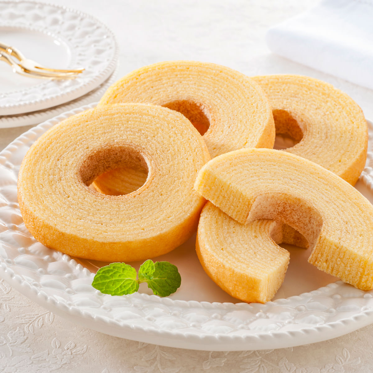 楽天市場】五郎島金時 ミニバウムクーヘン 11個 スイーツ 個包装