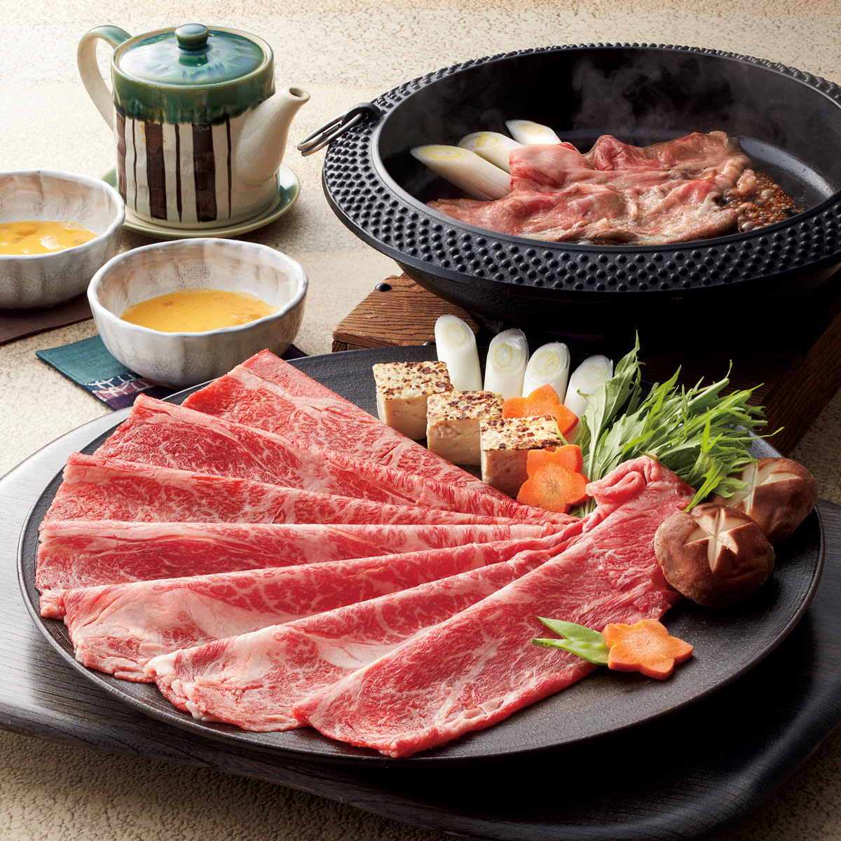 くまもとあか牛 肩ロース すきやき肉 500g 牛肉 国産 肉 熊本産 ロース すき焼き スライス 和牛 贅沢 お肉 すき焼き用