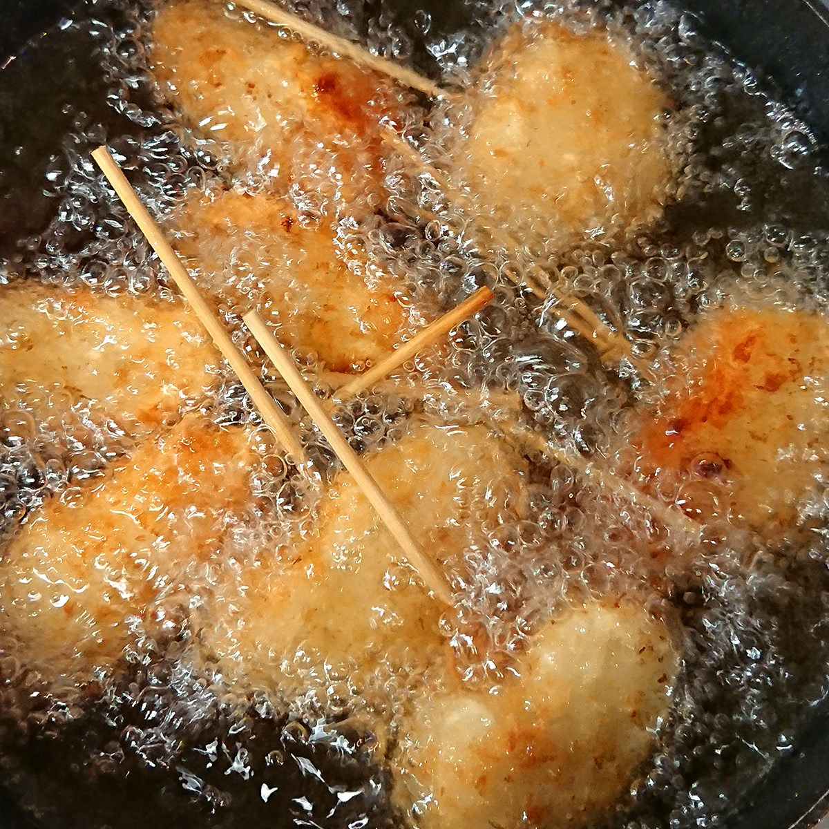 楽天市場 串一番ブランド串揚げセット 5種 詰合せ 串揚げ 串カツセット 惣菜 冷凍 串カツ 串一番 おかず 揚げ物 揚げるだけ 本場 松阪牛 えびすもち豚 阿波尾鶏 淡路玉ねぎ ひよく米餅 オリジナルソース 大阪 松商 産直お取り寄せニッポンセレクト