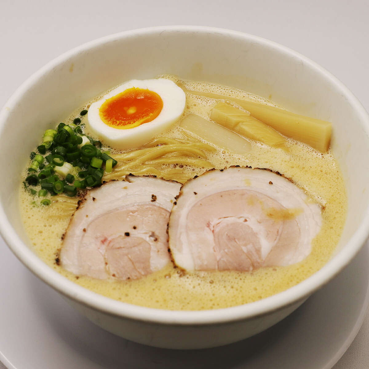 新しい季節 奈良ラーメン ラーメン家 みつ葉 個 ラーメン 奈良県 醤油ラーメン しょうゆラーメン ご当地ラーメン 名店ラーメン Fucoa Cl