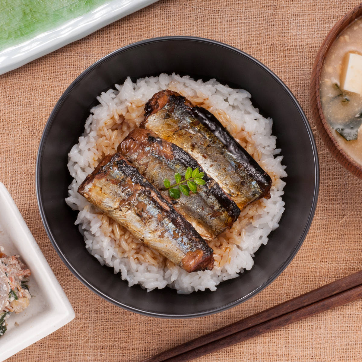 Aさんまの蒲焼④ さんま蒲焼｜缶詰｜商品情報｜マルハニチロ株式会社