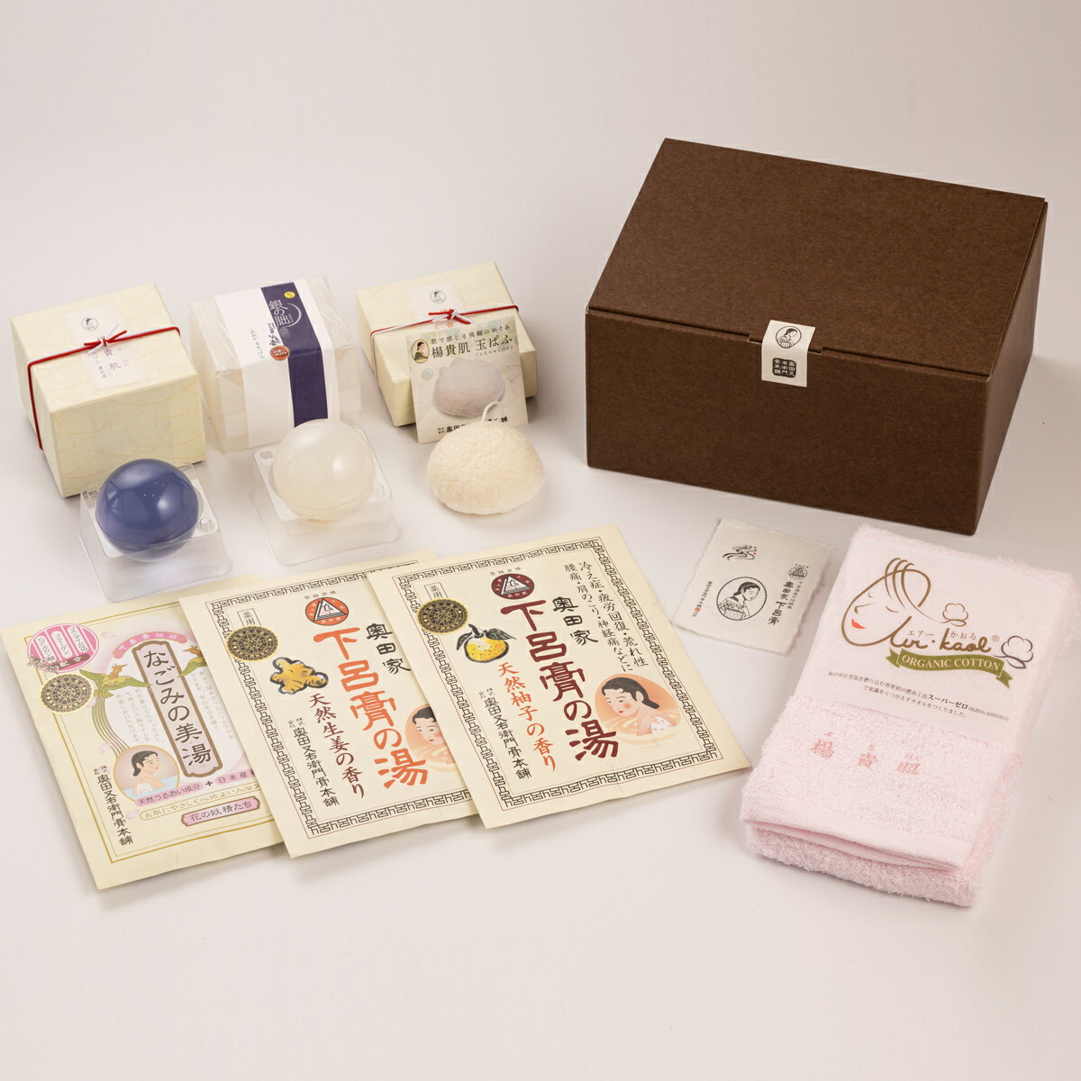 Dlles In いとぼうちえ玉巻器 おしゃれニット工房 ドレスイン 家庭用編み機 編