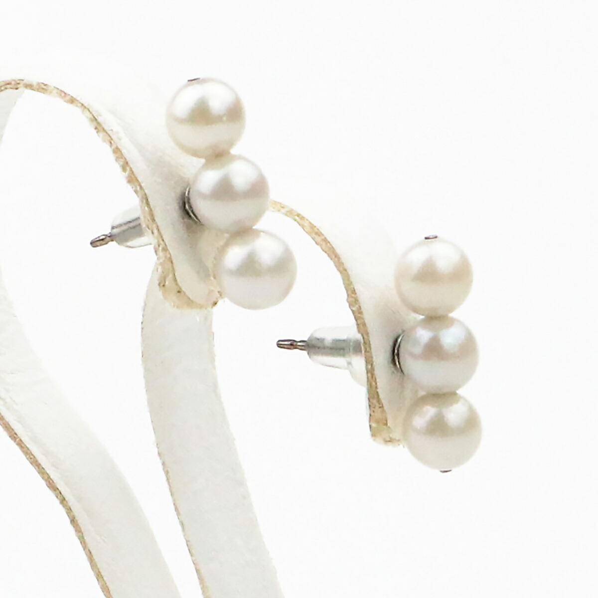 アコヤ真珠 パール 5.0-5.5mm 3連 ライン ピアス アクセサリー 本真珠 国産 あこや真珠 お取り寄せ パールピアス 真珠 あこや