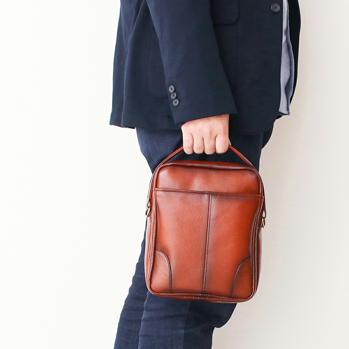 GEM BASIC 縦型 ショルダーバッグ 斜め掛けバッグ 牛革 バッグ メンズ 縦型ショルダー【北海道・沖縄県・離島 配送不可】｜産直お取り寄せＮセレクト 12,540円
