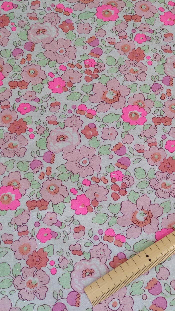 mimo　アデラジャ　ベッツィ　リバティプリント使用　オーダー 楽天市場】【リバティプリント】ラミネートBetsy/ベッツィ