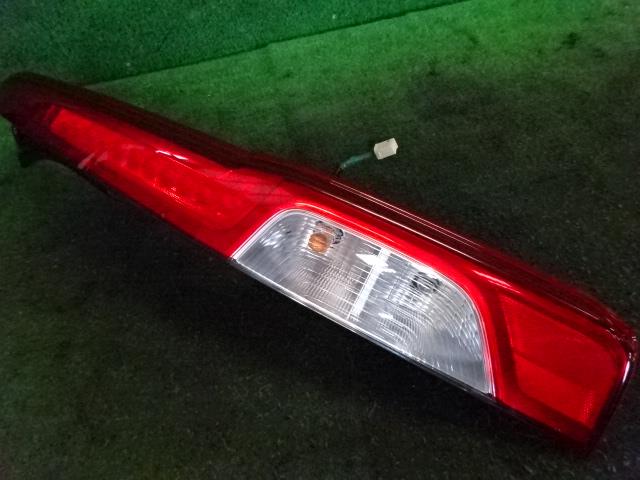 la100s クリスタルアイLEDテールランプ　新品同様品 楽天市場】ムーヴカスタム LEDテール LA100S LA110S 前期
