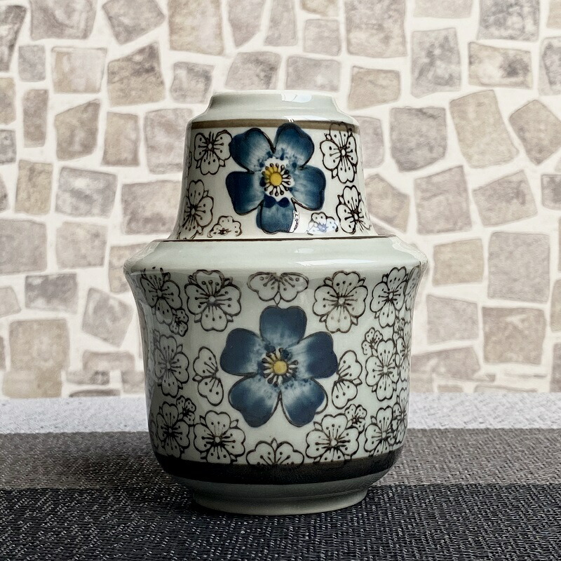 青白磁 花柄酒器 楽天市場】鍋島虎仙窯 鍋島青磁 酒器セット【 徳利 おちょこ