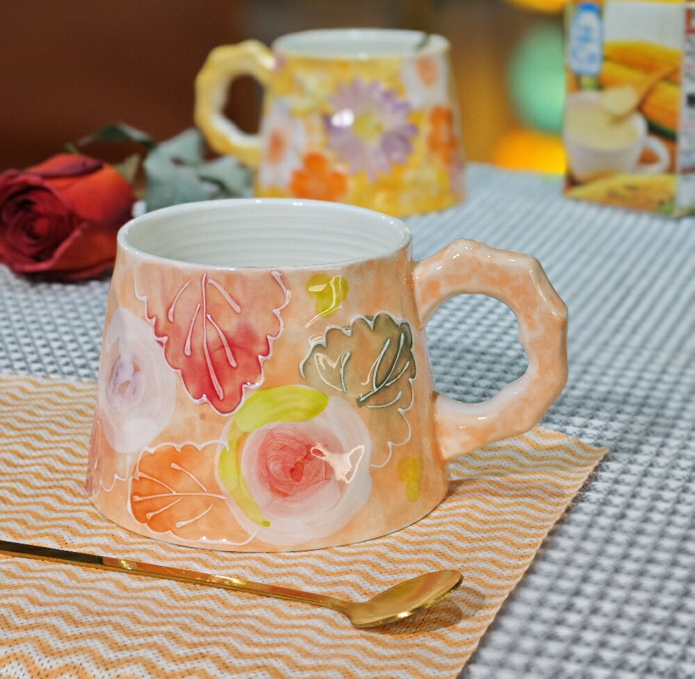   手描き蓋付きカップ2個セット 手描き蓋付きカップ2個セット 手描き蓋付きカップ2個セット Amazon.co.