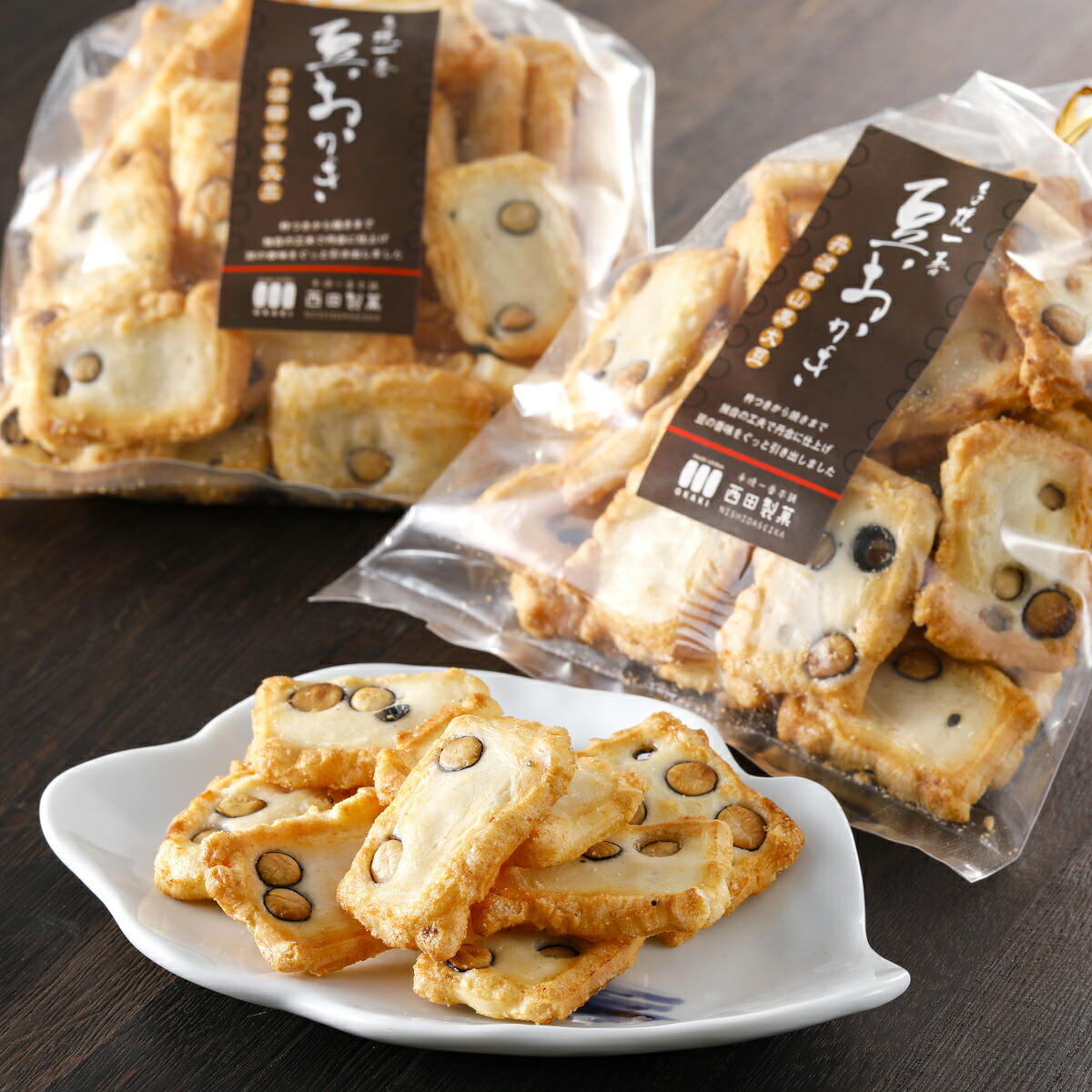 丹波篠山黒大豆おかき徳用 300ｇ×1袋入り 父の日 大袋 お得 まとめ買い 訳あり 日持ち 佐賀県産ひよくもち 父の日 豆おかき  丹波篠山黒大豆 米菓【送料無料】おやつ 食べやすい 人気おかき 母の日 西田製菓