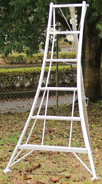 楽天市場】アルインコ(ALINCO)アルミ園芸三脚120cm KWX120 楽天市場】アルインコ(ALINCO)アルミ園芸三脚120cm KWX120