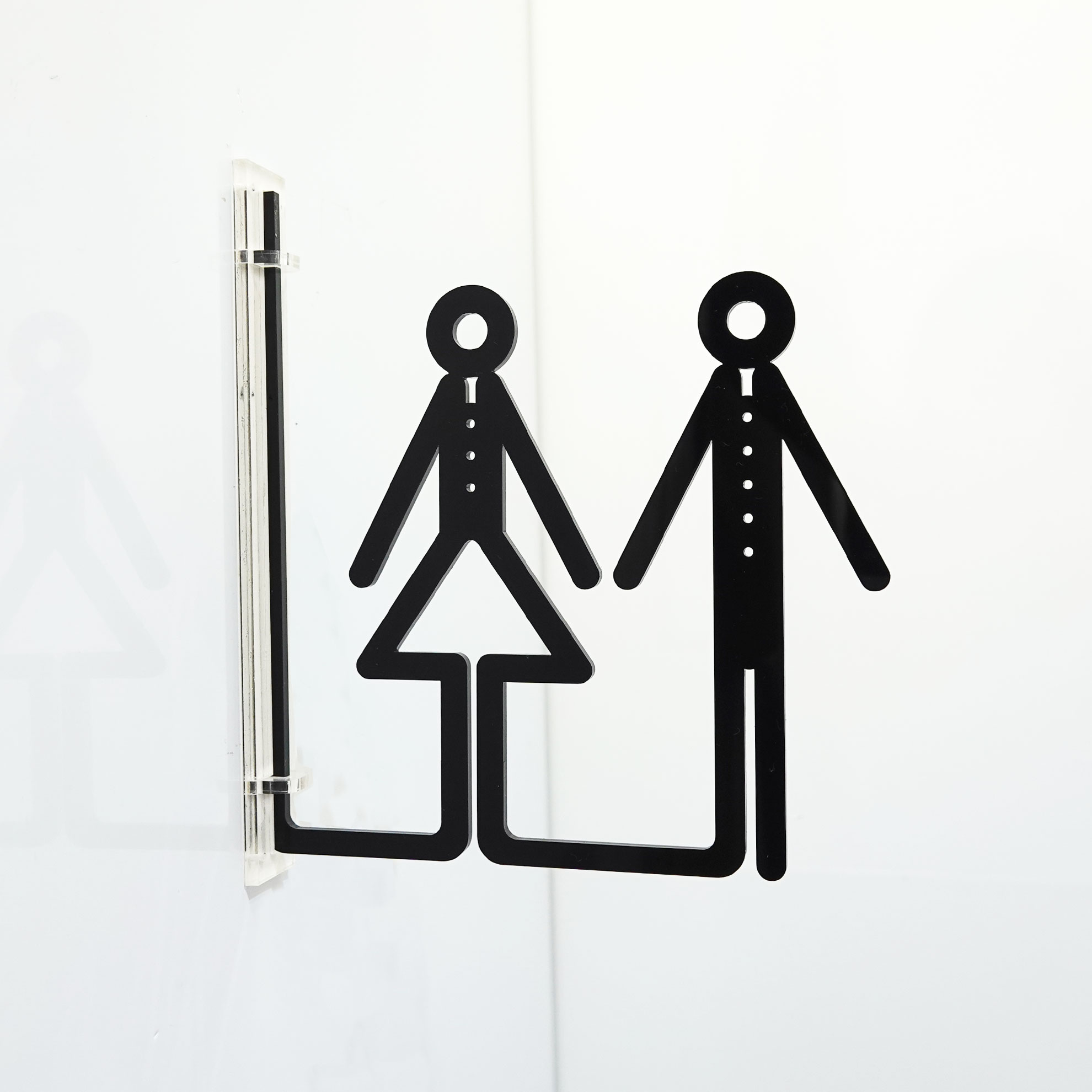 ピクトサイン ツケレルン 室内用便器知らせ レストルーム 部屋の入り口知らせ 分かりやすい 据え付け 工事いらず 軽さ アクリル樹脂 貨物輸送無料 呼びもの 御手洗 創設 バス発着場 事務所 男女室内用便器 toilet 目じるし 人並み優れるし呼びもの 分かりやすい 新装開店 開店お祭り 1way-0061 その他-日用品雑貨・文房具・手芸
