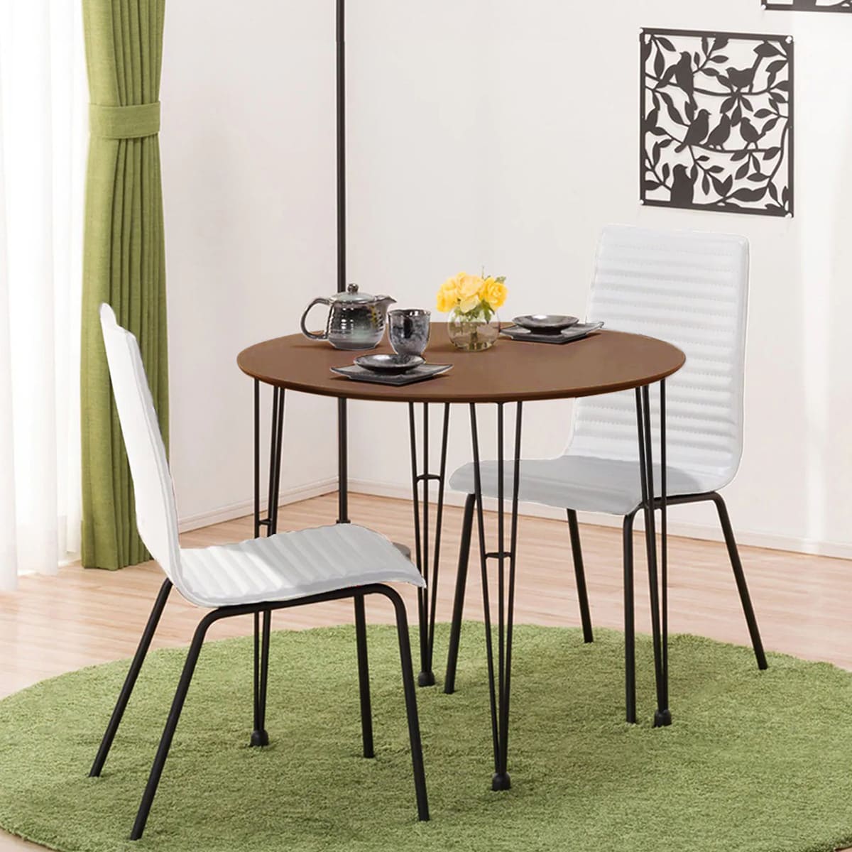 スマートな天板とスチール製のデザイン脚が都会的な印象のダイニングテーブルセットです 幅80cm ニトリ 幅80cm 玄関先迄納品 ニトリ ニトリ 5年保証 ダイニングテーブルセット Dtnクーボ80円形mbr Dcnクーボpvcwh