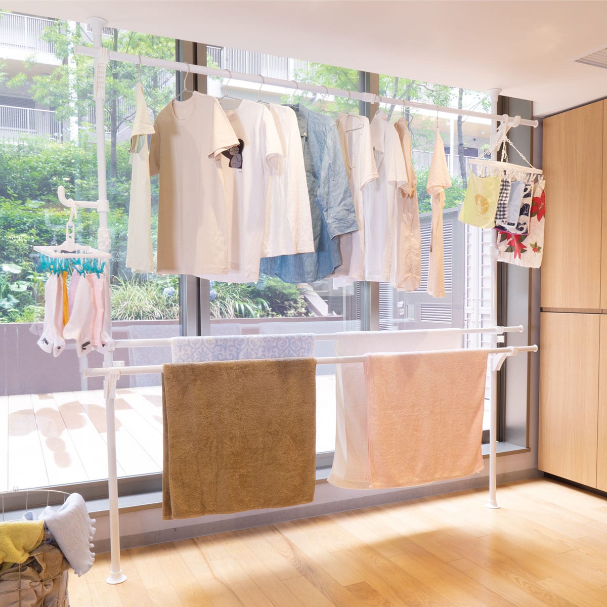 ニトリ 部屋干しラクラク2点セット(室内物干し+角ハンガー