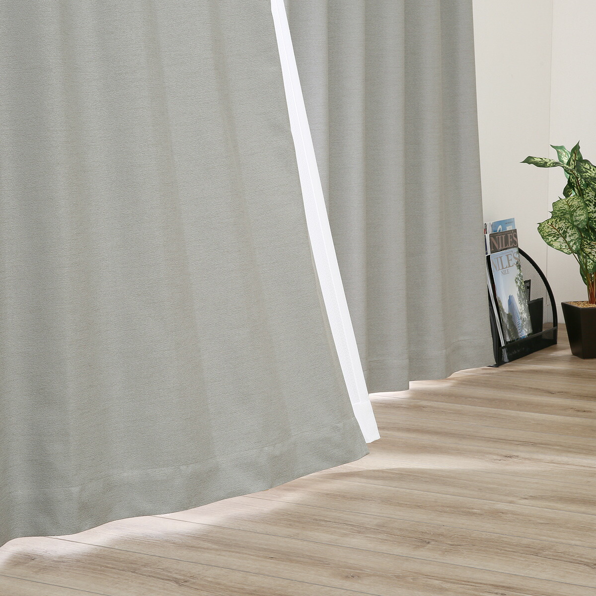 ニトリ　遮光1級　遮熱　遮音　カーテン 遮光1級・遮熱・遮音カーテン(リラ イエローグリーン 100X110X2