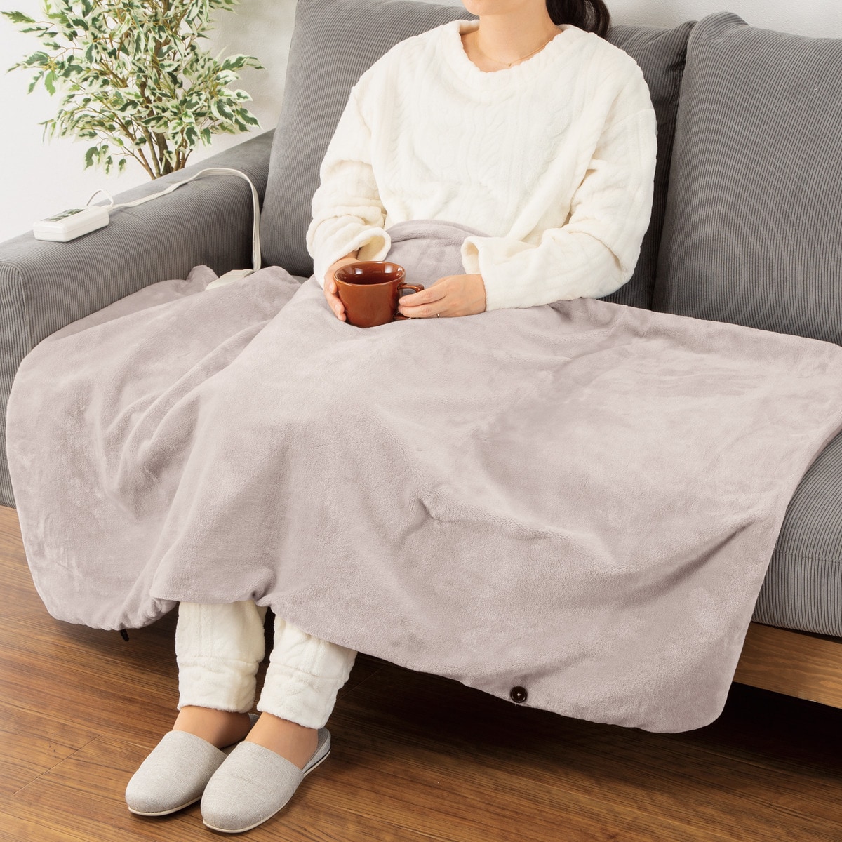 未使用　ニトリ　USB電源式 3way あったかブランケット 125x70cm 未使用 ニトリ USB電源式 3way あったかブランケット 125x70cm