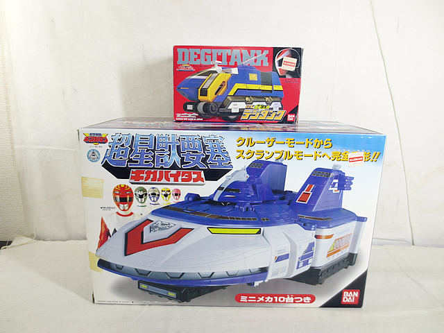 美品 バンダイ 星獣戦隊ギンガマン 超星獣要塞 ギガバイタス メガレンジャー デジタンク セット