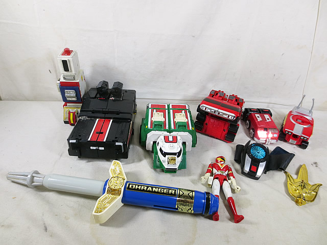 【当店一番人気】 楽天市場】美品 ライブマン ライブボクサー ターボレンジャー 超獣戦隊ライブマン