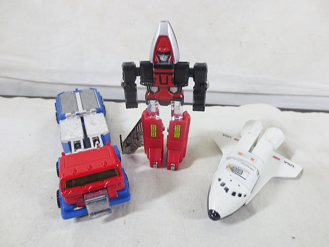 【値下げ　レア品】　MRC　マシンロボ　バトルベース 楽天市場】新品同様 バンダイ マシンロボ バトルベース MRC 完品