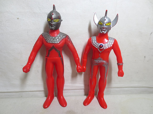 楽天市場】s.h.フィギュアーツ ウルトラマン ゴルザ 約155mm