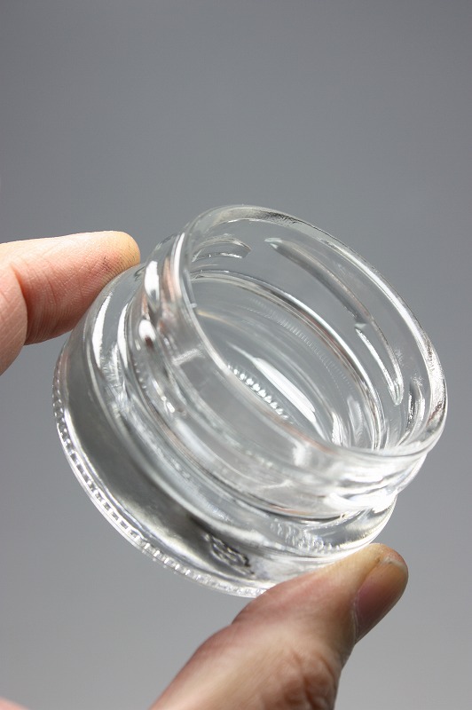 ジャム瓶 ふた付 90本入ガラス瓶 おしゃれ かっこいい かわいい はちみつ容器 オシャレ クリーム容器 スタイリッシュ 保存瓶 可愛い 小さい 蓋付 高級感 限定特価 90本入ガラス瓶