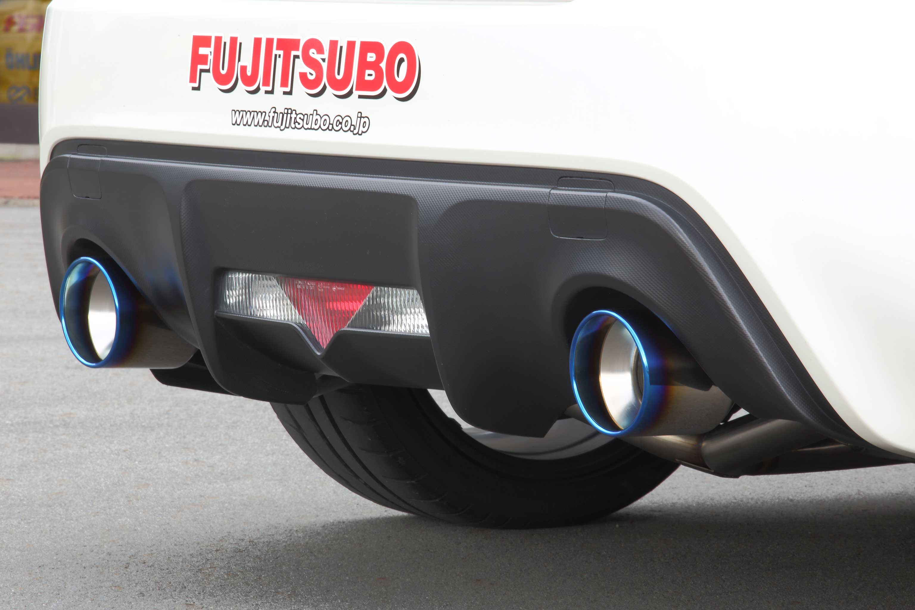 フジツボ A-R typeS エーアール タイプエス ZC6 BRZ 2.0（アプライドA～H） FA20 H24.3～R2.9 560-23112
