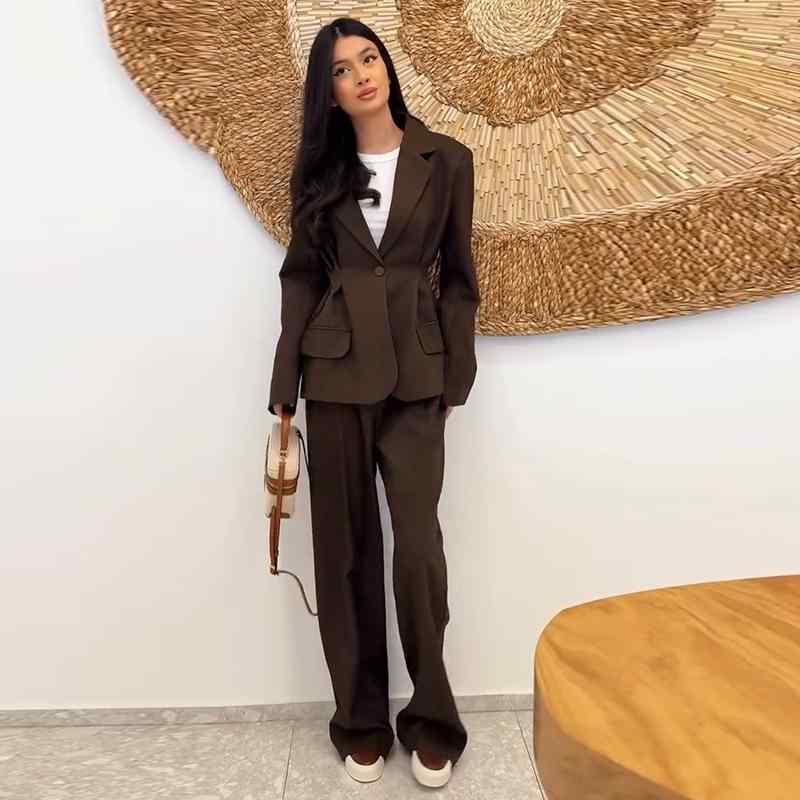 レディース 長袖 Vネック 収腰 スーツ セット ストレート パンツ ジャケット 通勤用 テーラード スタイル オフィスウェア ビジネス カジュアル｜NN3beauty