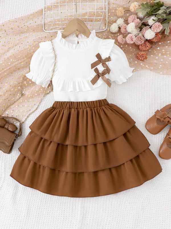 子供服 キッズ 夏用 ホワイト 短袖 トップス カーキ プリーツ スカート セット 普段使い 軽量 綿混 素材 フレア デザイン