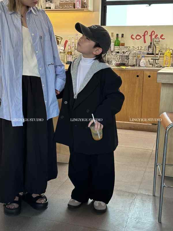 男の子 秋冬 ウール スーツ セット ジャケット パンツ 子供服 フォーマル コート 暖かみ 防寒 素材