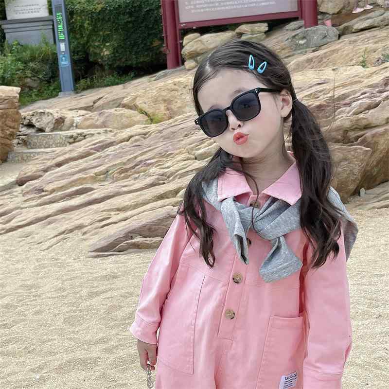 つなぎパンツ 女の子用 デニム ピンク 9分丈 春秋 カジュアル 普段使い スタイリッシュ かわいい スタイル