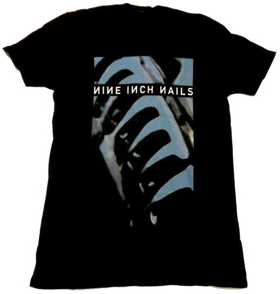 SUM41 Tシャツ Sum 41 バンドTシャツ サムフォーティーワン バンT 楽天市場】【SUM 41】サム フォーティーワン「BAND PHOTO」T