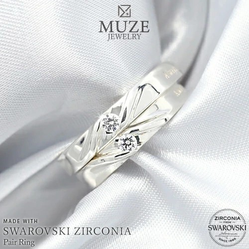 MUZE JEWELRY リング 指輪 スワロフスキージルコニア使用 ペアリング 結婚指輪 マリッジリング プラチナ仕上げ カップル ペア SV925 made in japan 刻印 名入れ|Noa jewelry