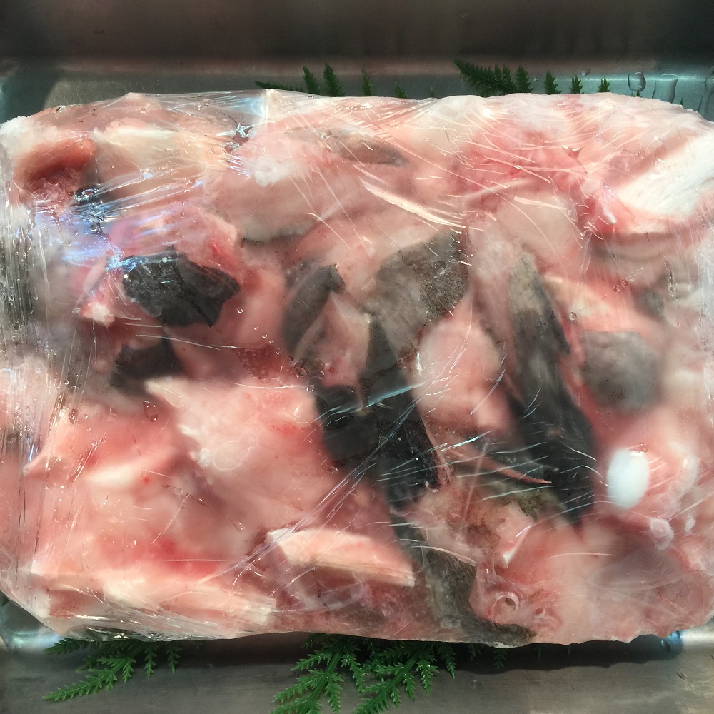 楽天市場 北海道産の特選アンコウ 肝無し 1kg前後 急速冷凍 新鮮なアンコウの頭を自社で解体し 食べやすいサイズにカットした物を特別価格にてご提供中 上野アメ横野田幸 楽天市場店