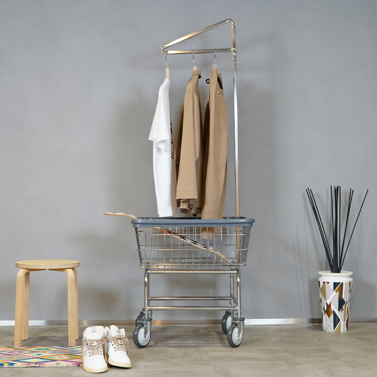 【楽天市場】【最大1000円OFFクーポン配布中】 R&B Wire Products STANDARD LAUNDRY CART W ...