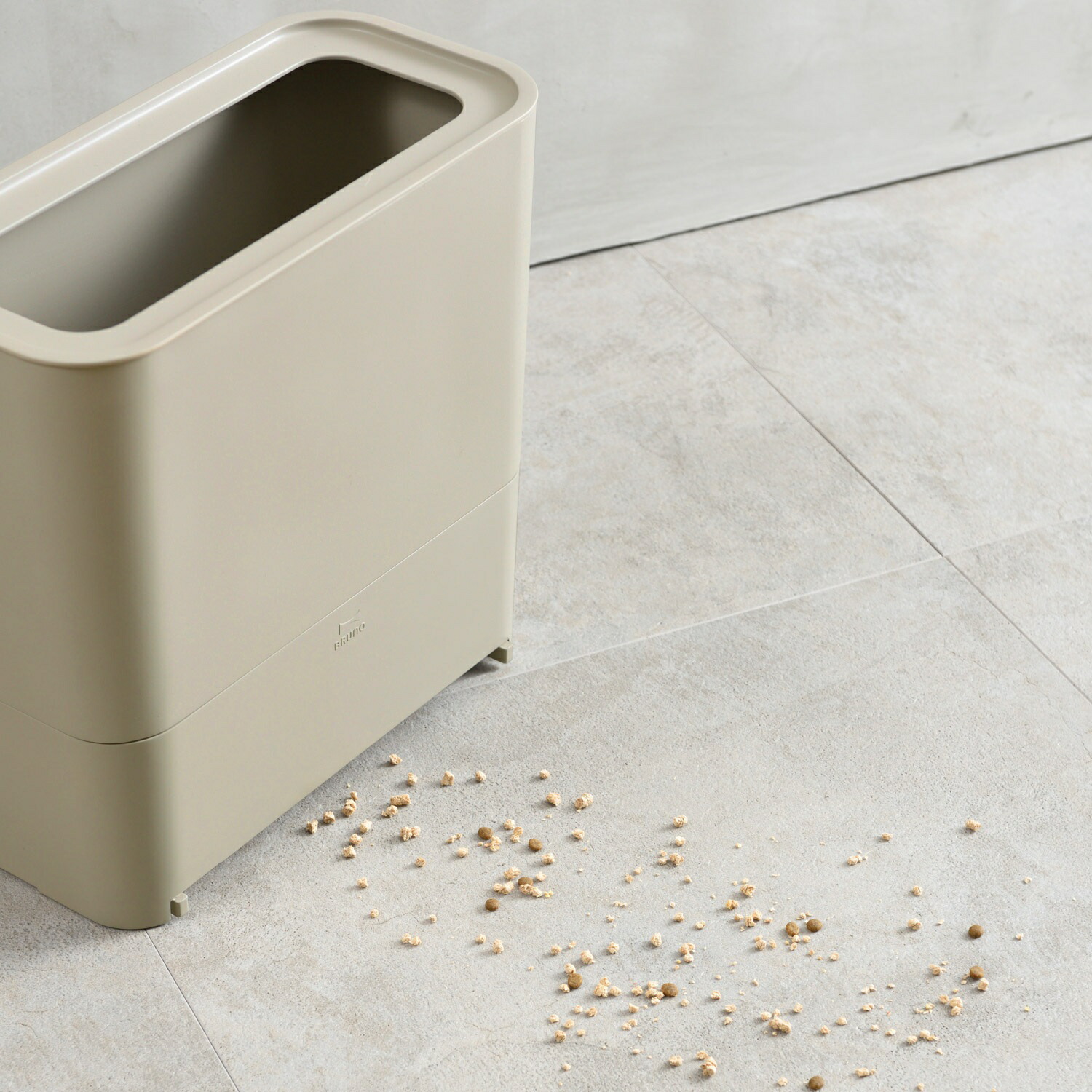 Bruno Boe093 ゴミ箱 電動ちりとり ブルーノ ゴミ箱型フローリングクリーナー