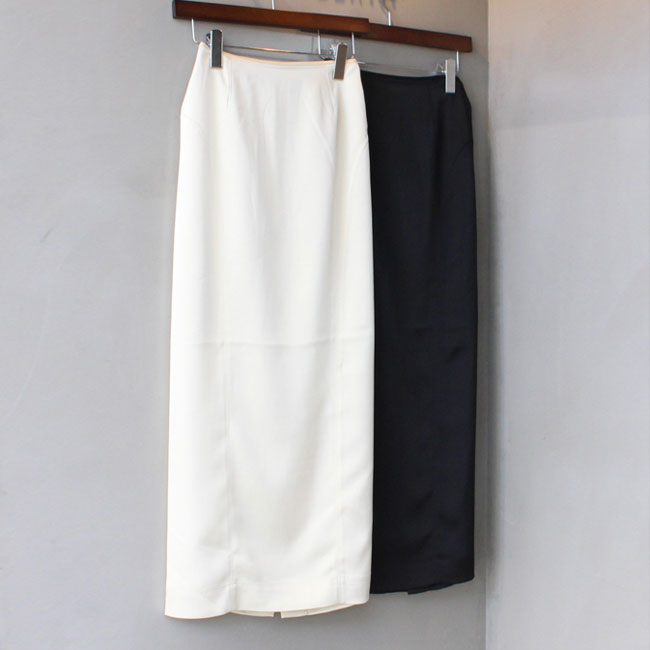 アンヌーク anuke サテンペンシルスカート Satin Pencil Skirt【id】｜イルビゾンテ正規取扱店 ノワ