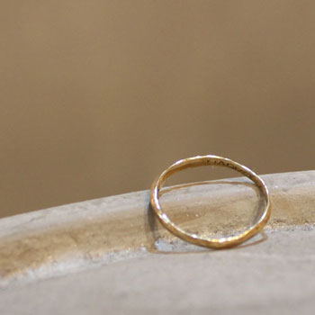 【ポイント10倍】［リニエ/LiniE］レインボーピンキーリング　Rainbow pinky Ring【送料無料】【id】【p10】【c1000】【1000円OFFクーポン利用可】