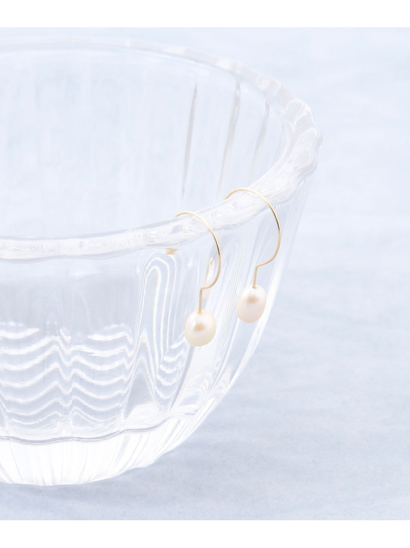 【grace grace/グラスグラス】ハテナパールピアス grace grace ノーリーズ アクセサリー・腕時計 ピアス【先行予約】*【送料無料】[ Fashion]