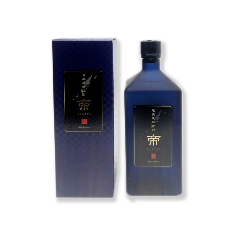 奄美ハブ酒 600ml 35度 楽天市場】奄美 ハブ酒（ハブ入）35度/600ml 箱入 黒糖焼酎