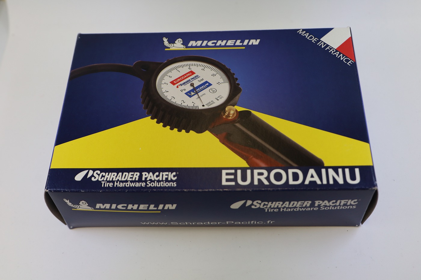 ミシュラン エアーゲージ ユーロダイヌ 70 1100kpa タイヤ エアー 圧力調整 空気圧測定 圧力測定 空気入れ エアー注入 タイヤ用品 フランス製 Movilesgarcia Com