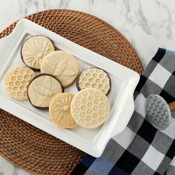 【楽天市場】ミツバチ クッキー型 スタンプ 3種類 セット Nordic Ware ミツバチの クッキー 型 鋳型 金型 型抜き アルミ 簡単