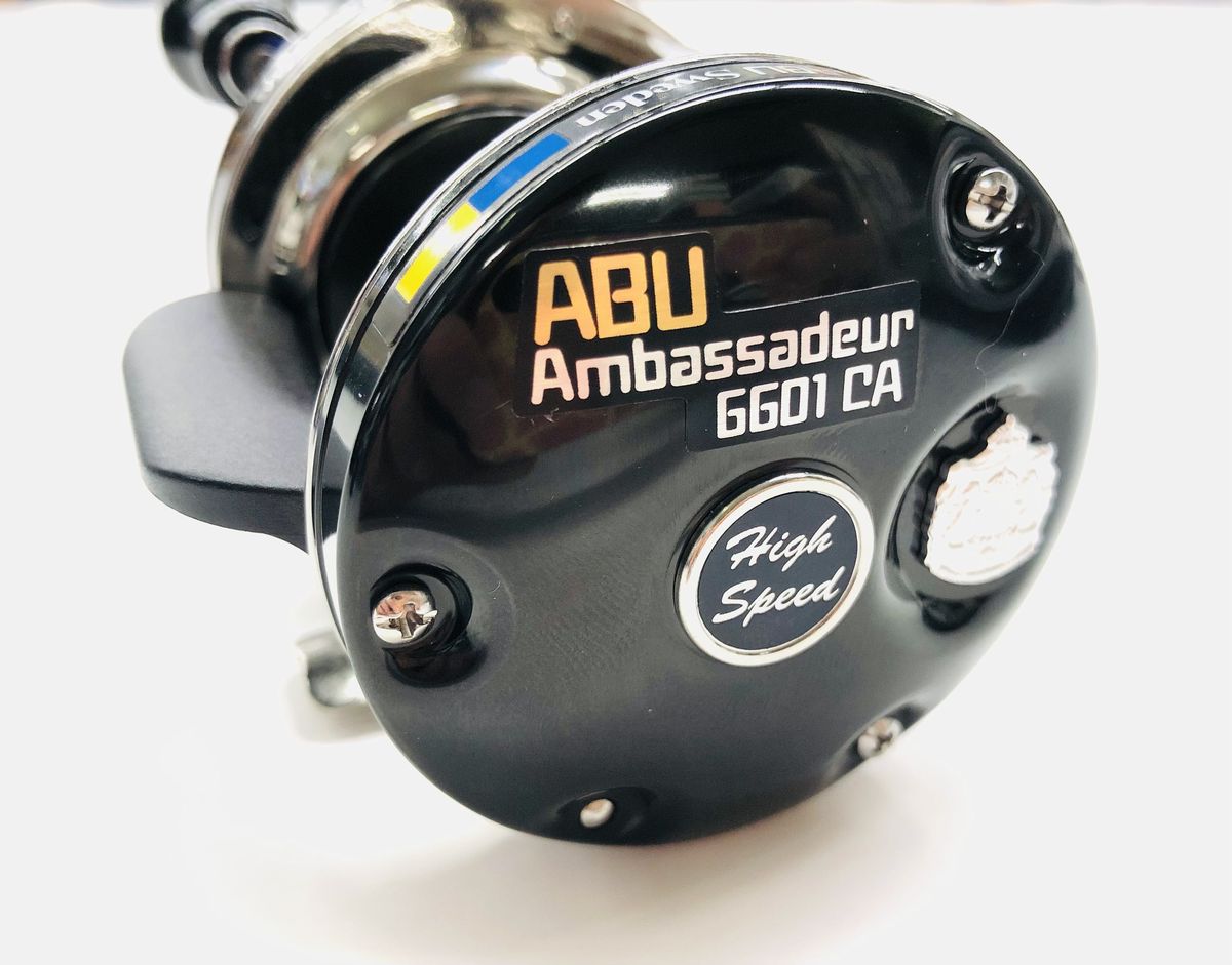 【新品】アブガルシア アンバサダー 5500C ファクトリーチューン ブラック ABU アンバサダー5500C ＜＜ファクトリーチューン・ブラック