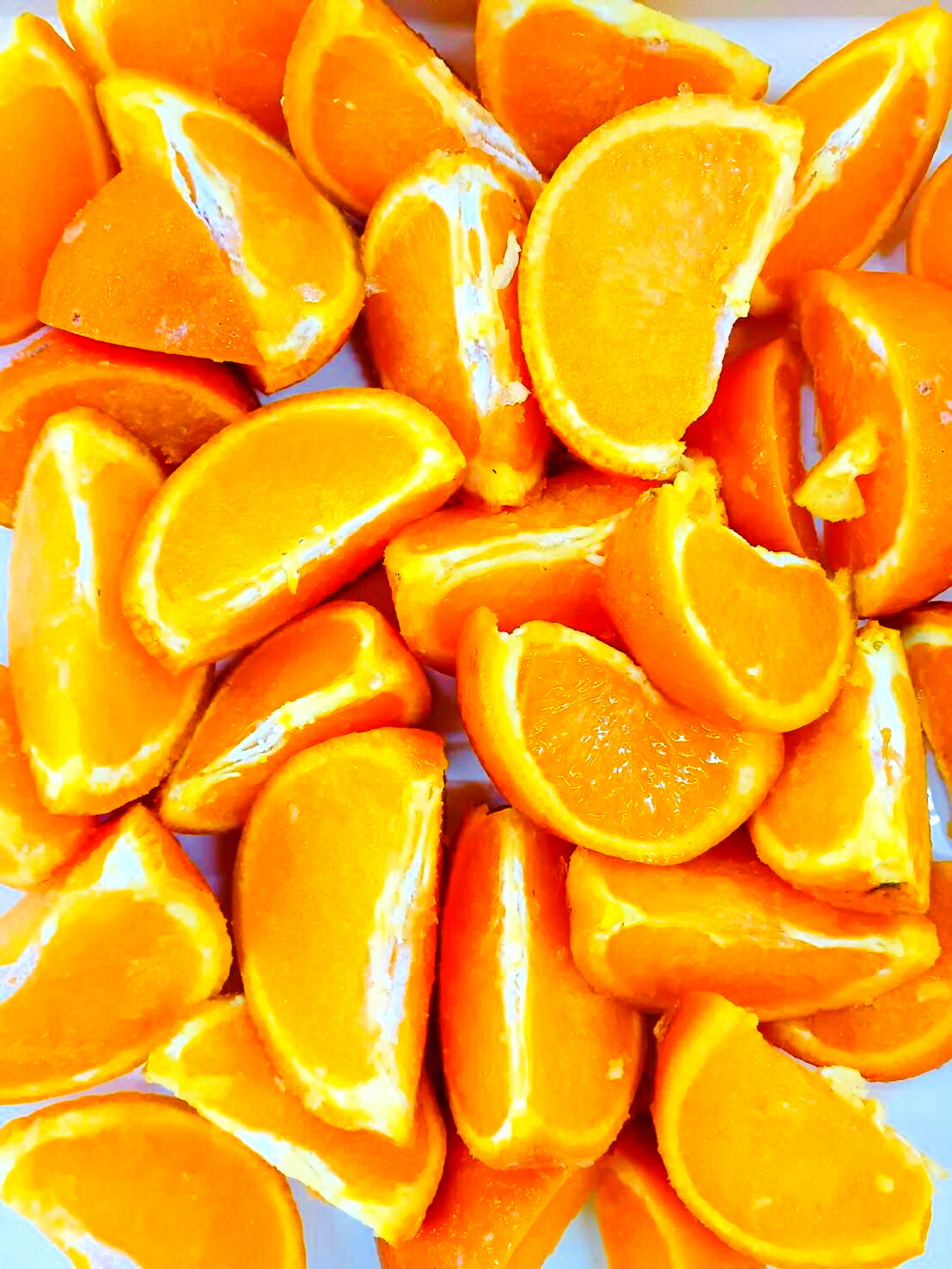 【KIMONO FRUITS】冷凍オレンジ国産　10kg（1000ｇ×１０）<br>（清見オレンジ）１/6カット　 広島県産の清見オレンジ <br>ノーワックス品 バラ凍結で使いやすいです。国産清見みかん