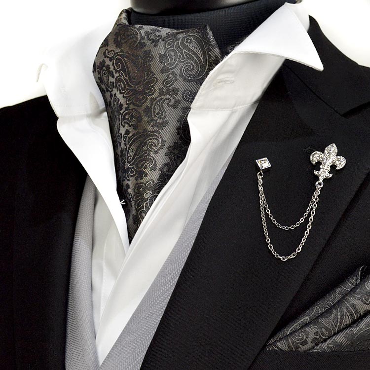 あす楽対応 今だけプレゼント付 アスコットタイ チーフセット リングタイタイプ タイリング付き 礼服 シルク100 ブラックペイズリー シルク100 Utu 日本製 ノービアノービオ Preto