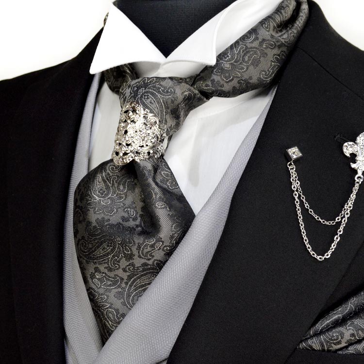 あす楽対応 今だけプレゼント付 アスコットタイ チーフセット リングタイタイプ タイリング付き 礼服 シルク100 ブラックペイズリー シルク100 Utu 日本製 ノービアノービオ Preto